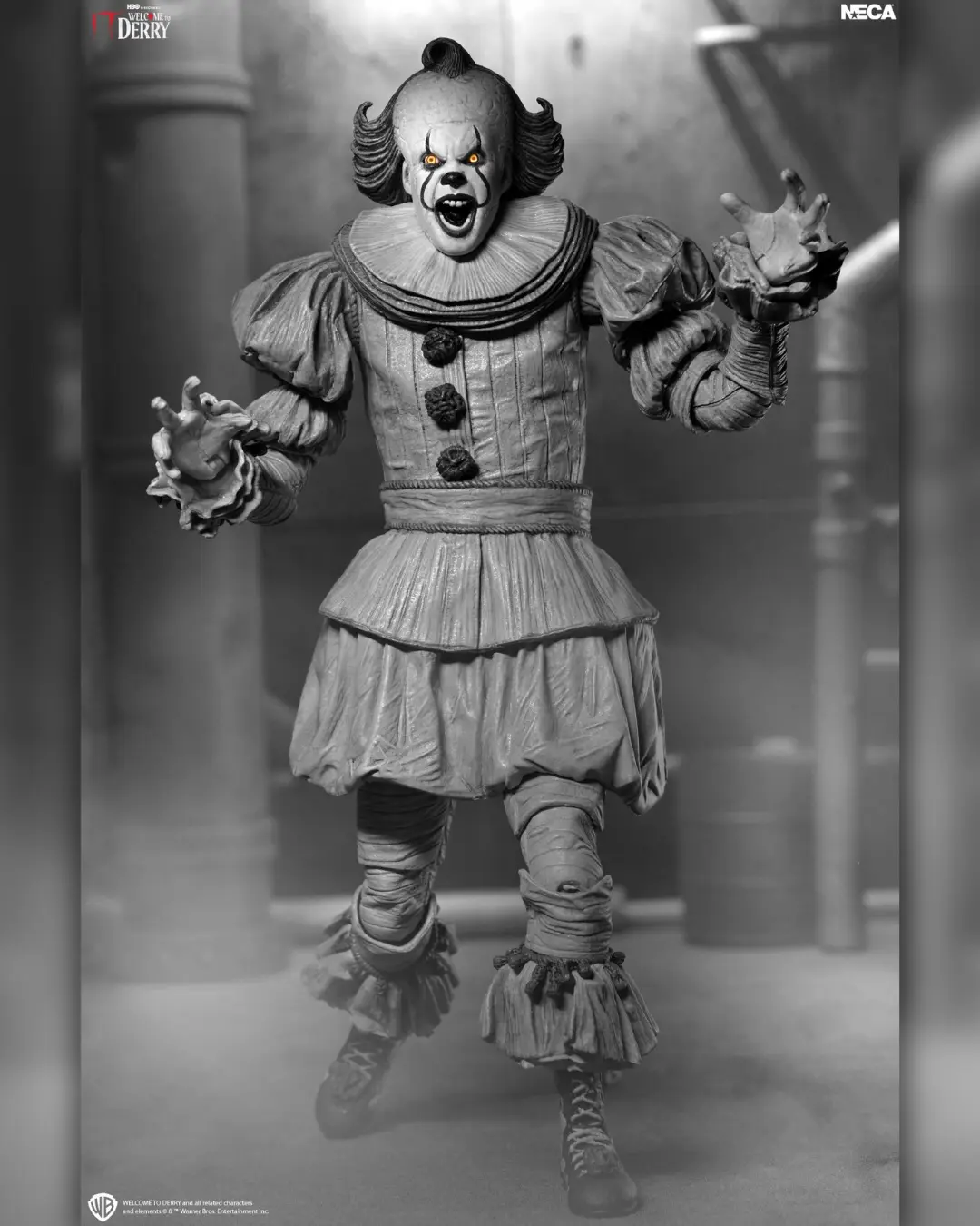 Neca Pennywise Derry 09