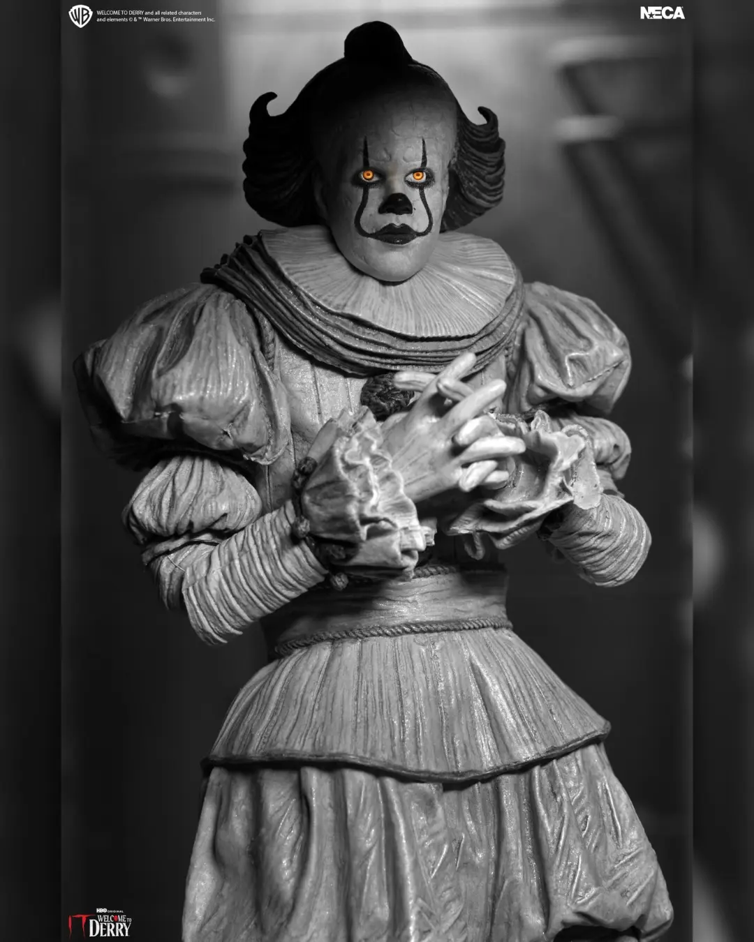 Neca Pennywise Derry 11