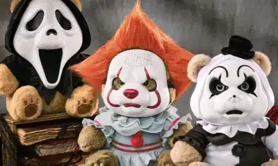 Pennywise Peluche Spirithalloween Cover